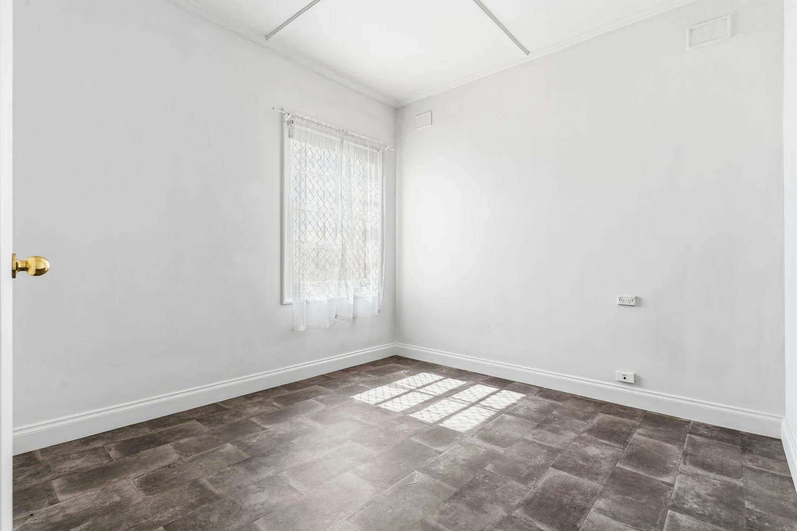 Additional image 8 of 75 Ridley Gr, Woodville Gardens SA 5012