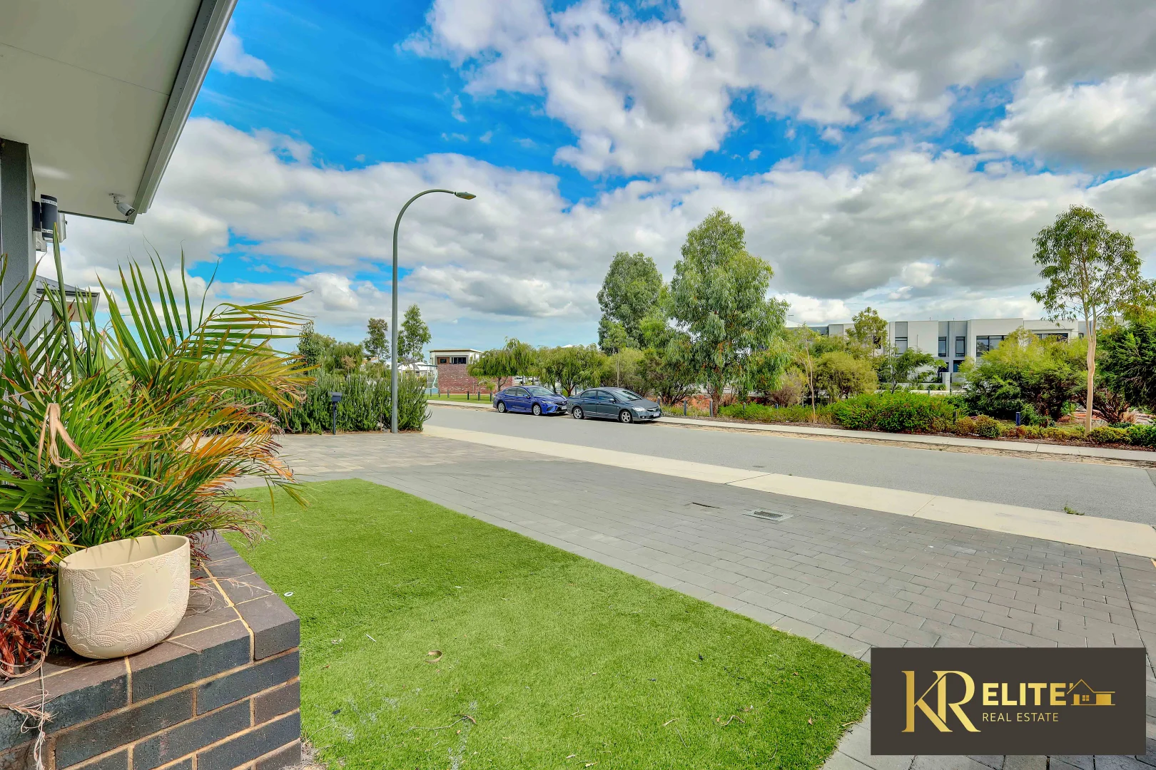68 Novelli Parade, Piara Waters WA 6112 photo 4