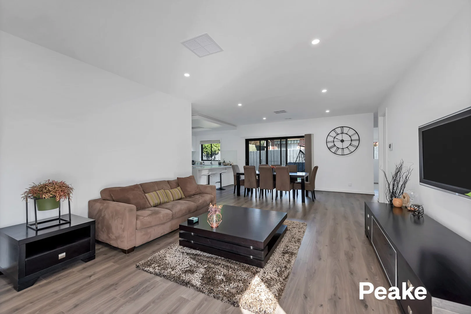 Additional image 7 of 4/2 Allan Street, Berwick VIC 3806