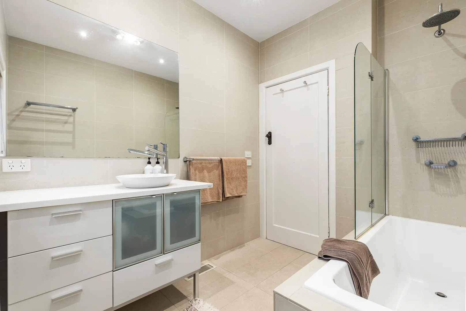 Additional image 8 of 4 Godfrey Street, Bentleigh VIC 3204