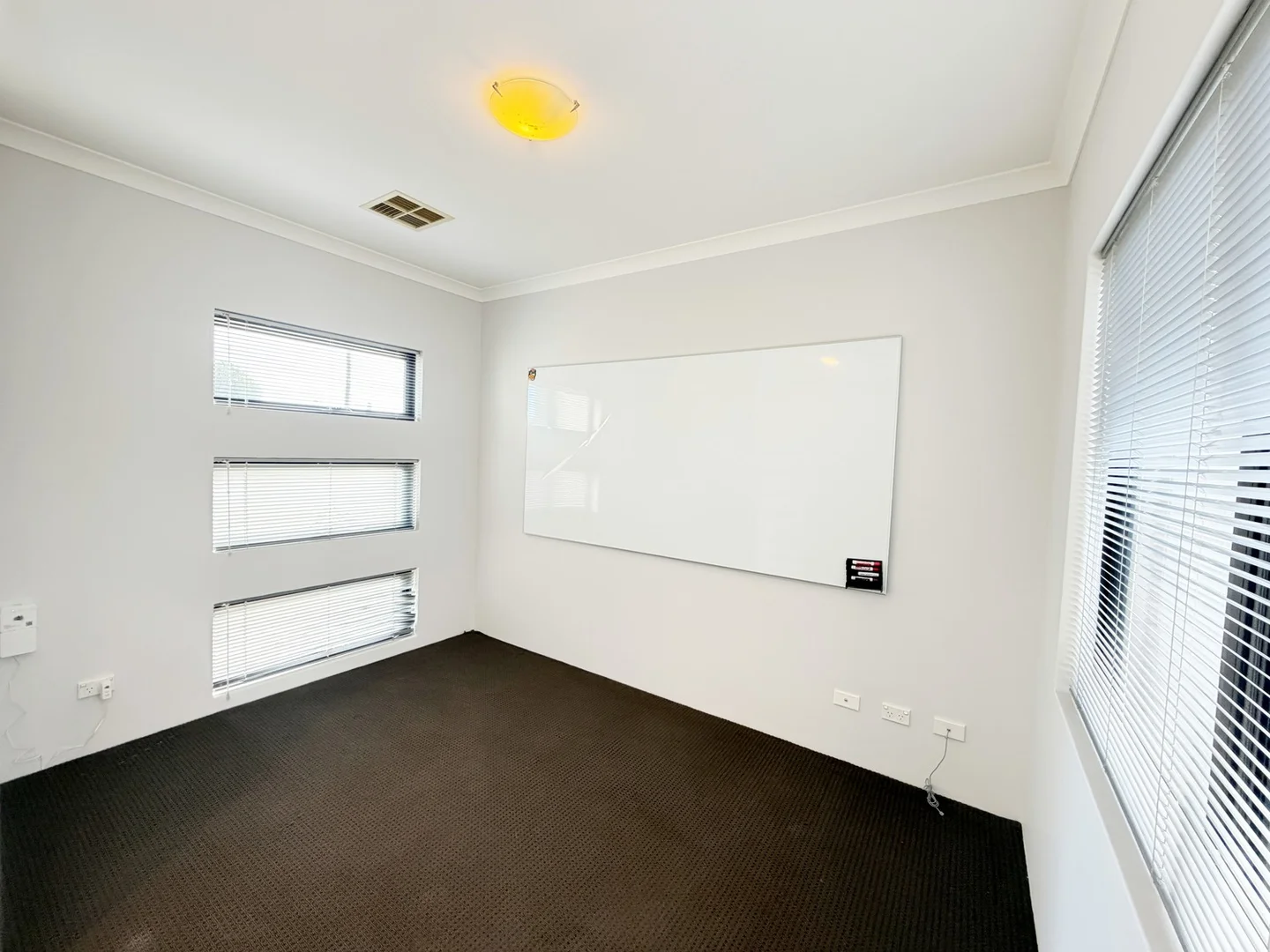 Additional image 11 of 332 The Strand, Dianella WA 6059