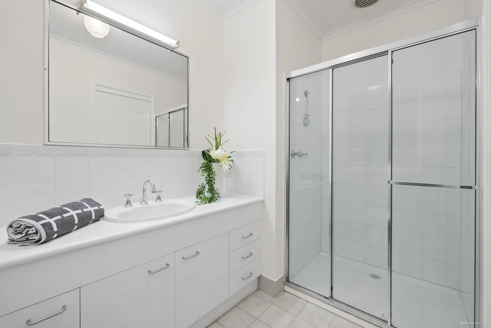 Additional image 11 of 2/24 Orient Avenue, Mitcham VIC 3132