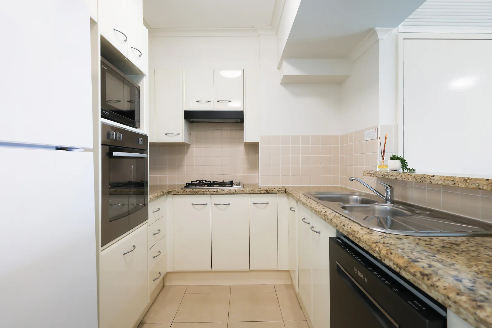 Additional image 9 of 57/15-21 Breaker Street, Main Beach QLD 4217