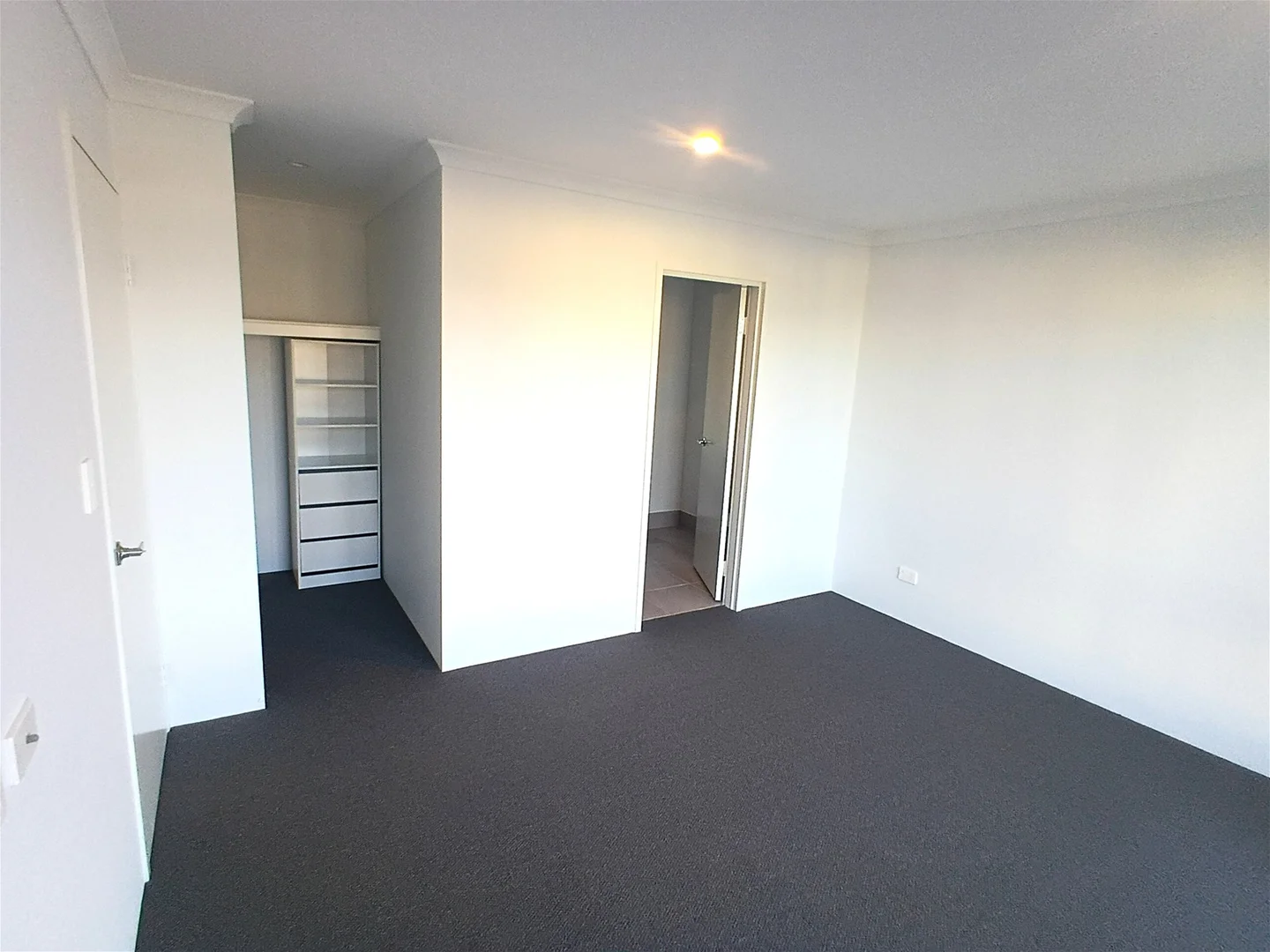 7 Larcom Road, Lakelands WA 6180 photo 2