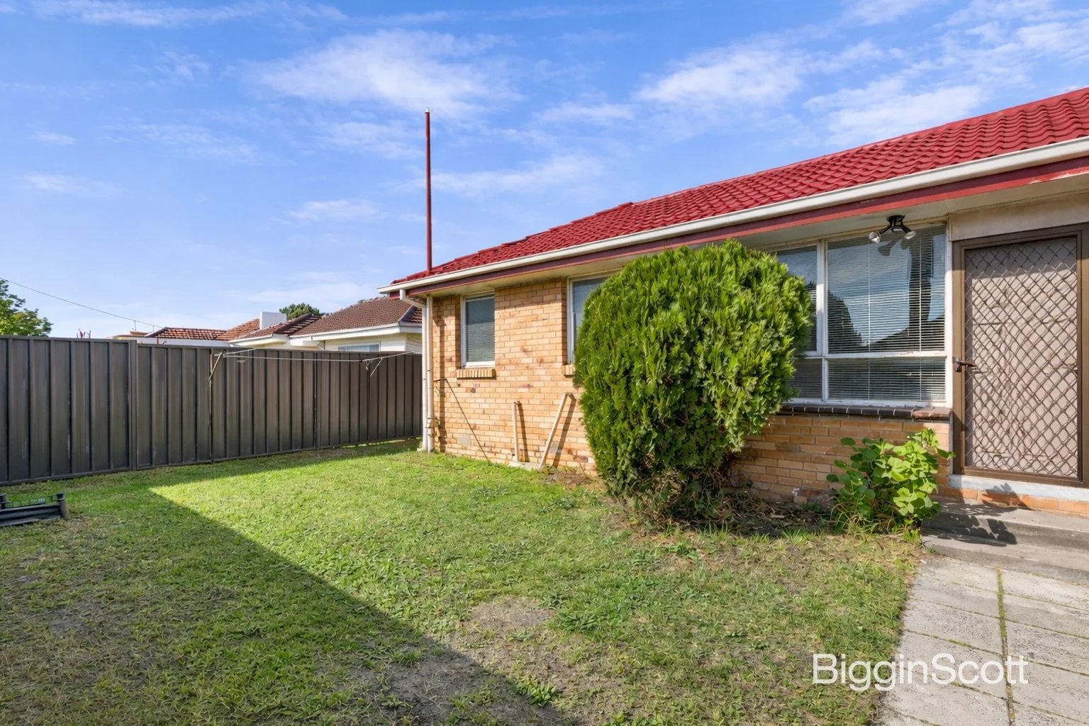 2/16 Albenca Street, Mentone VIC 3194