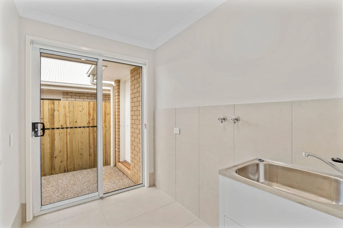 Additional image 14 of 32 Hewing Place, Park Ridge QLD 4125