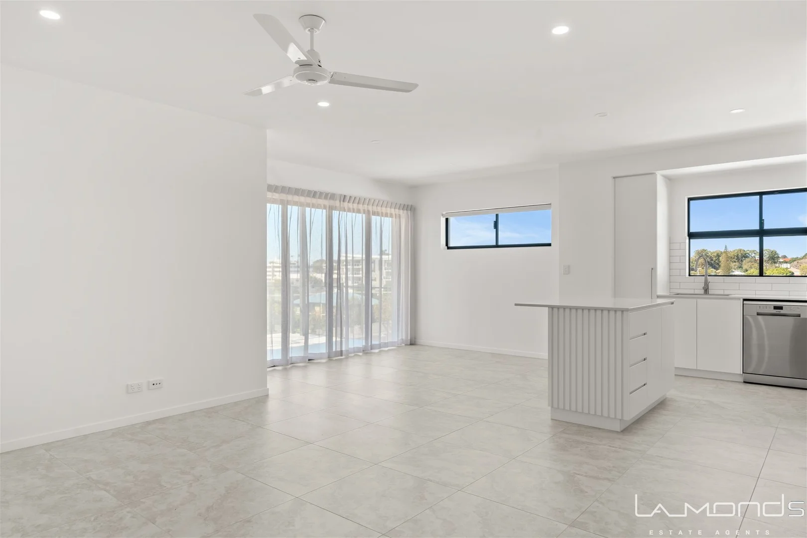 306/50 Ronald Street, Wynnum QLD 4178