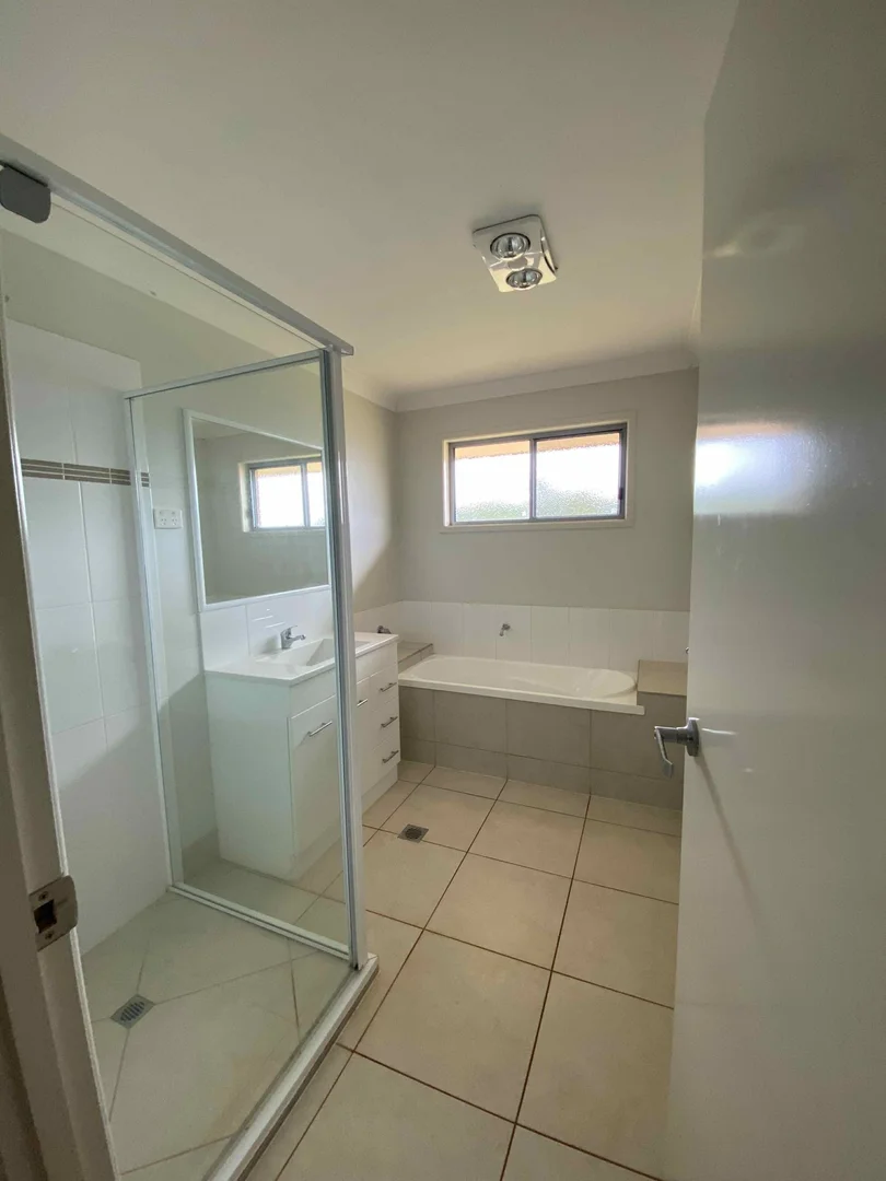 Additional image 13 of 8 Lord street, Memerambi QLD 4610