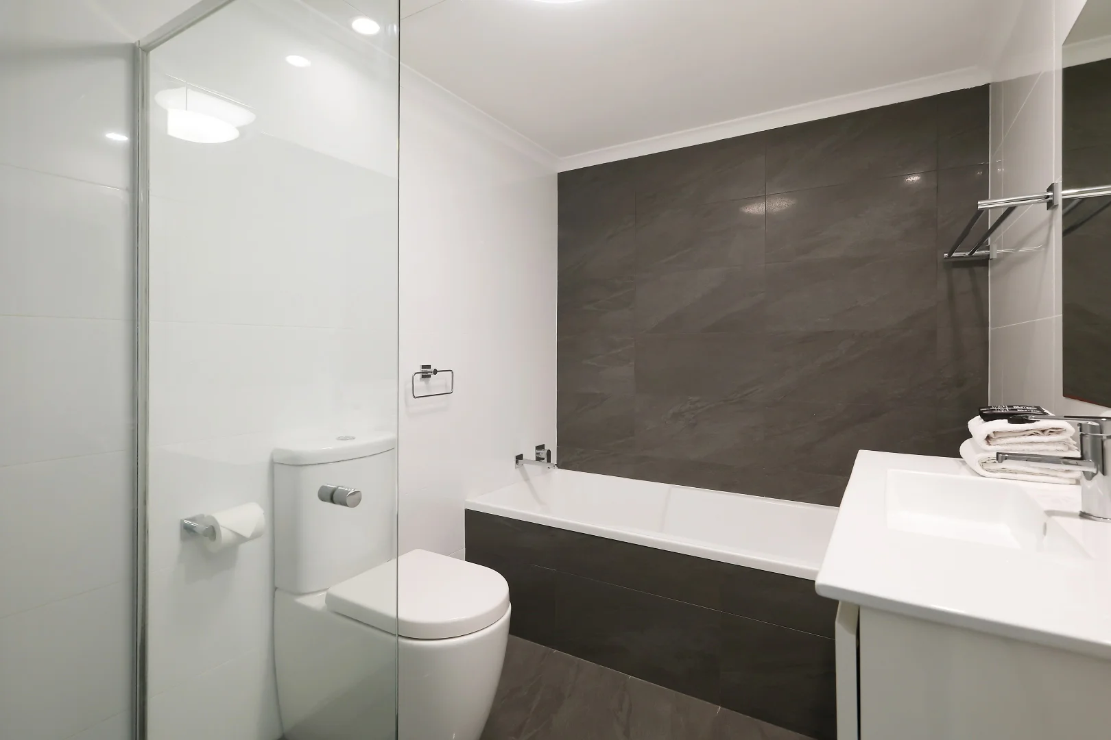 Additional image 8 of 57/15-21 Breaker Street, Main Beach QLD 4217