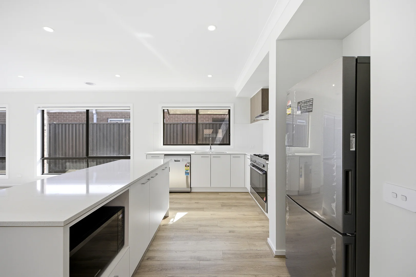 Additional image 4 of 35 Follett Boulevard, Clyde VIC 3978