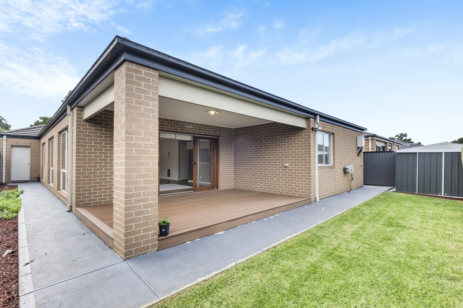 Additional image 16 of 51 Evergreen Crescent, Craigieburn VIC 3064