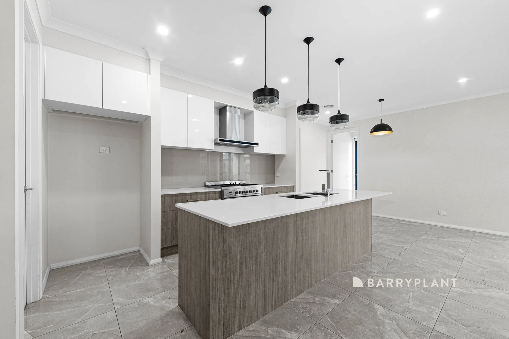 Additional image 8 of 12 Mattamber Street, Clyde North VIC 3978