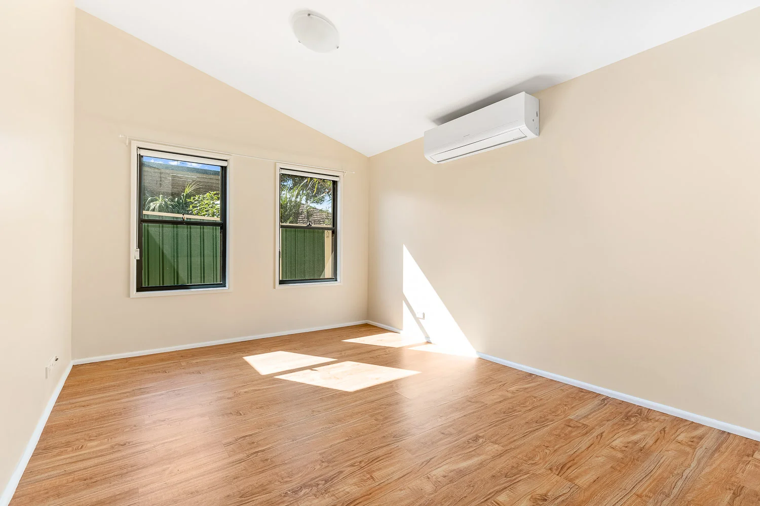 Additional image 3 of 54A Forsyth Street, Kingsgrove NSW 2208