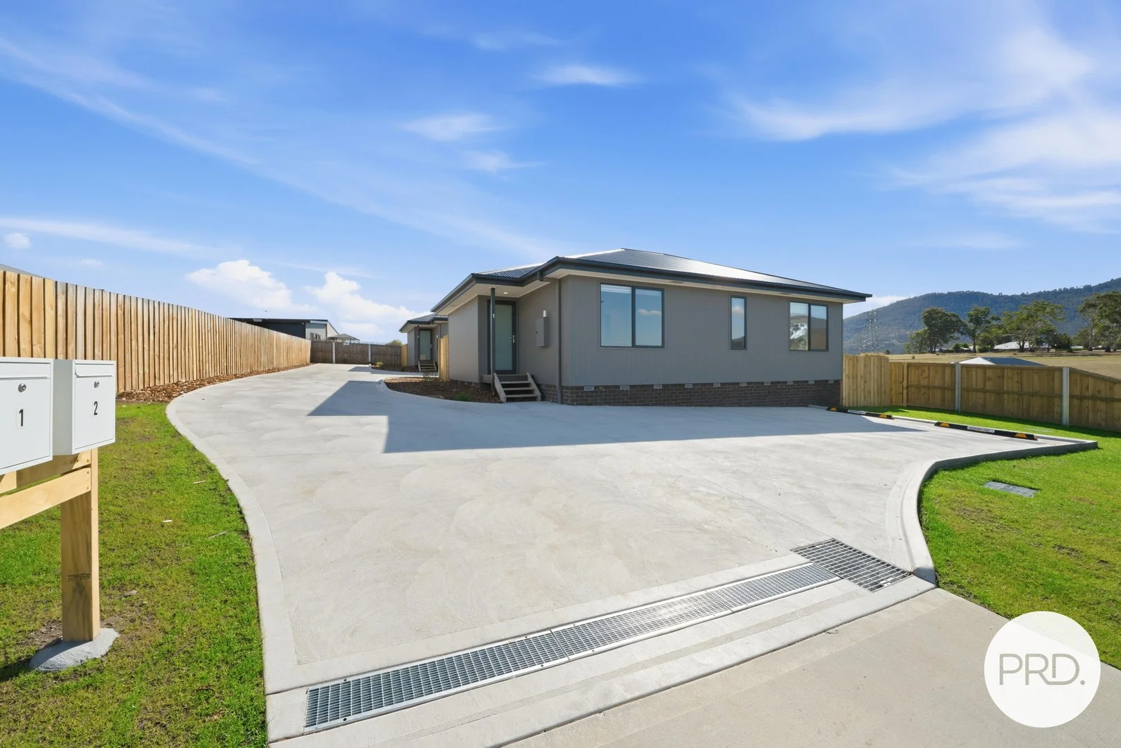 1 & 2/4 Buddon Road, New Norfolk TAS 7140