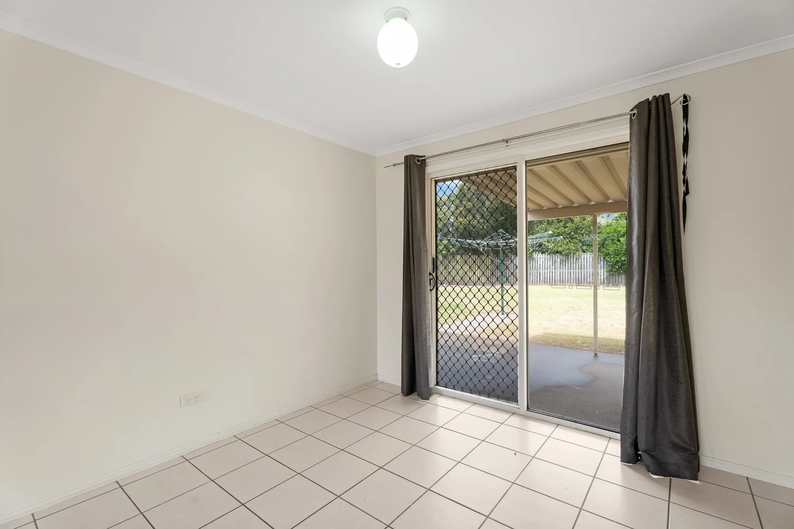 Additional image 4 of 10 Elliot Court, Eli Waters QLD 4655