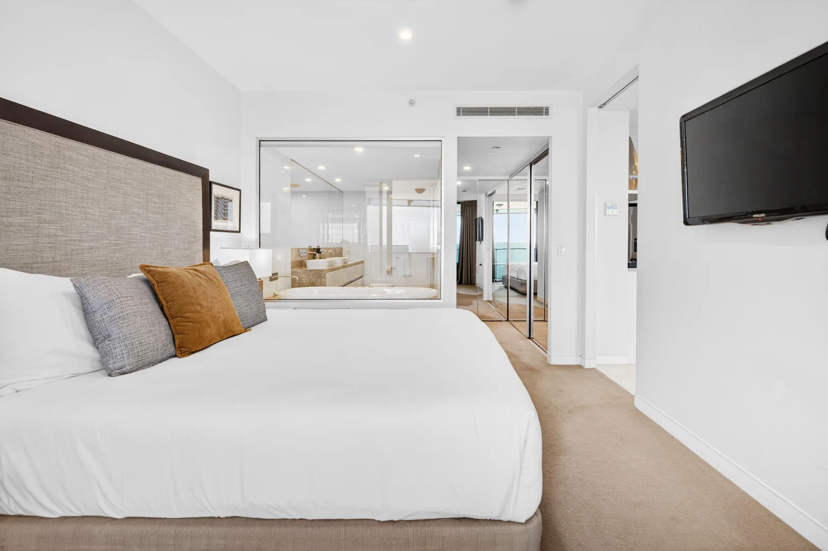 Additional image 18 of 2702/4 The Esplanade, Surfers Paradise QLD 4217