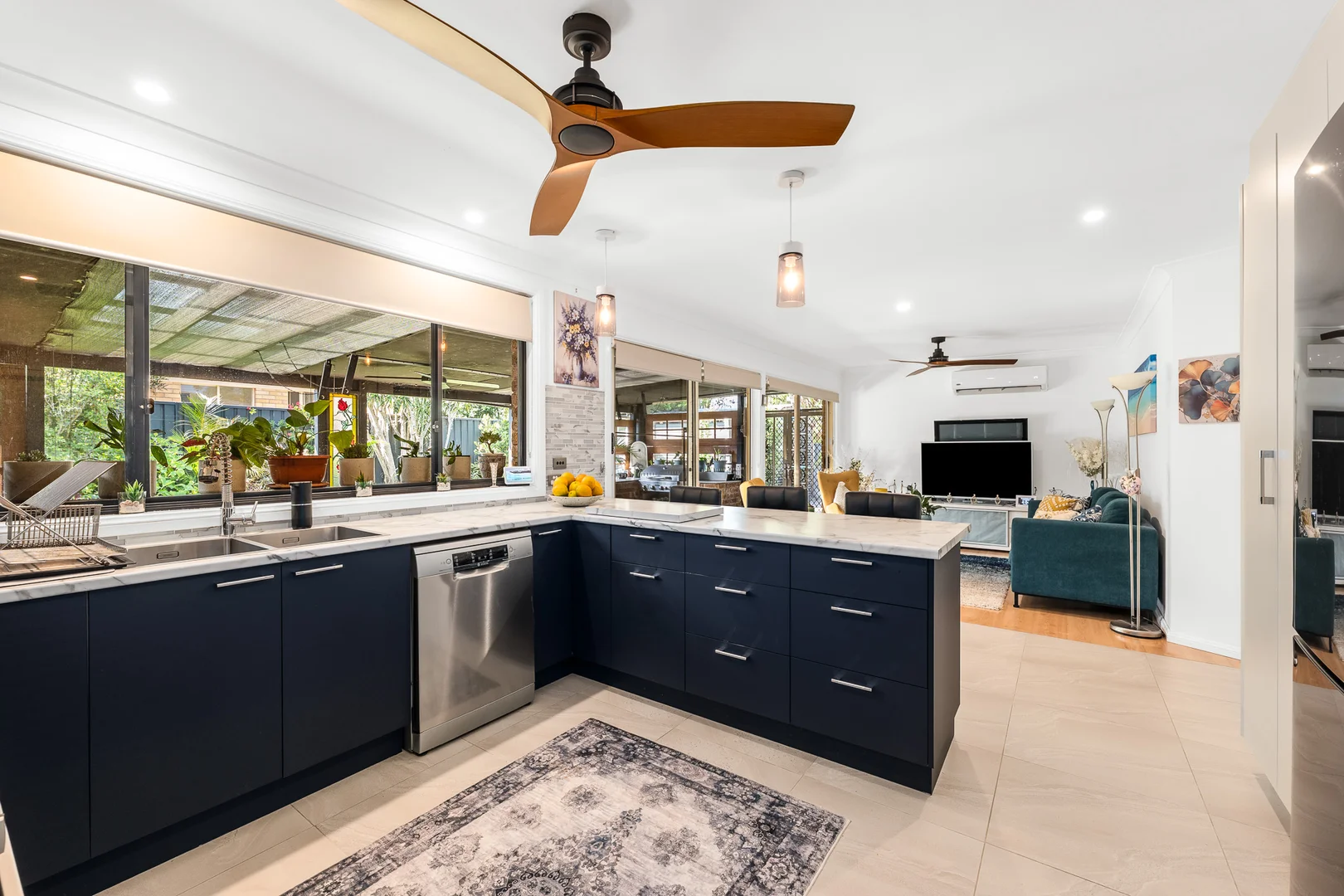 27 Hollydeen Avenue, Raymond Terrace NSW 2324 photo 3