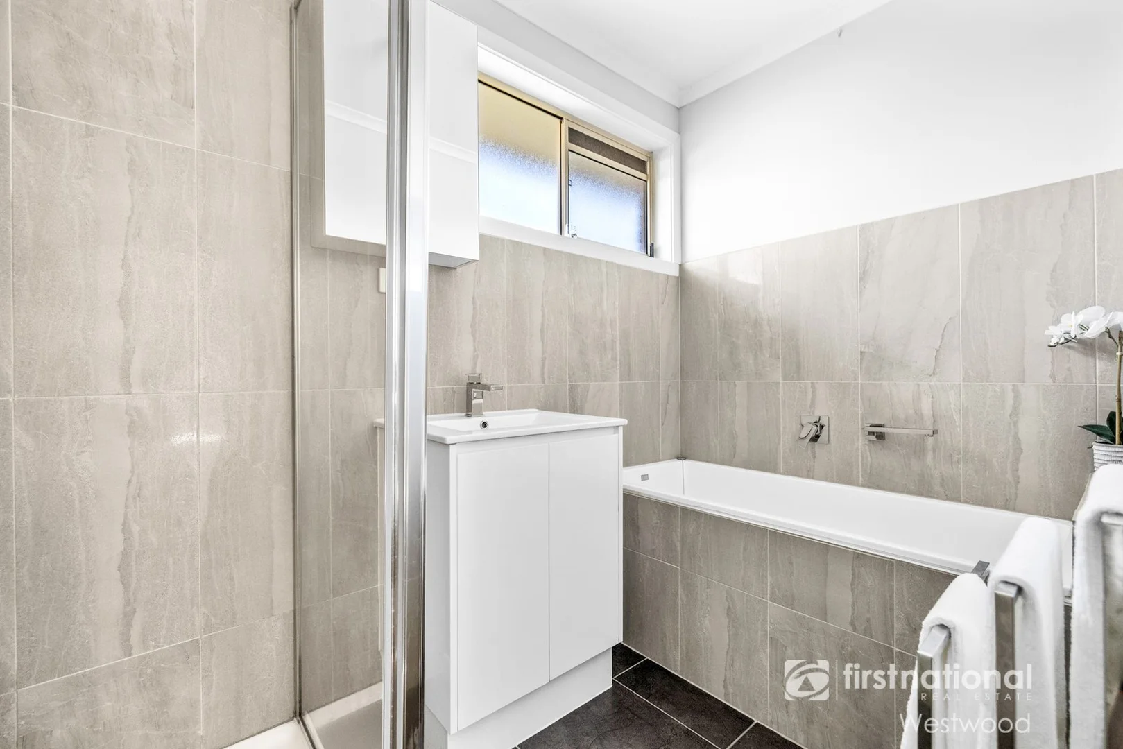 Additional image 5 of 96B Silvereye Crescent, Werribee VIC 3030