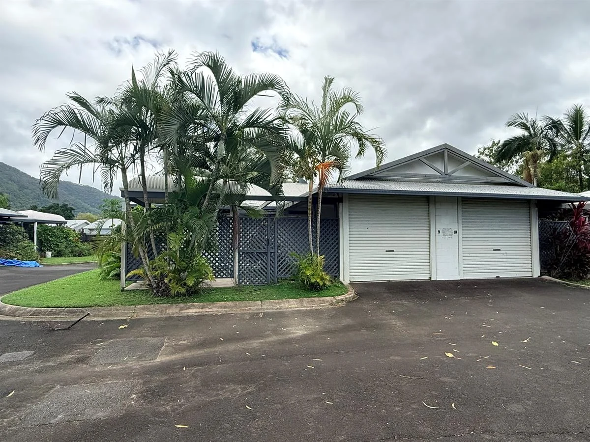 9/389-397 McCoombe Street, Mooroobool QLD 4870