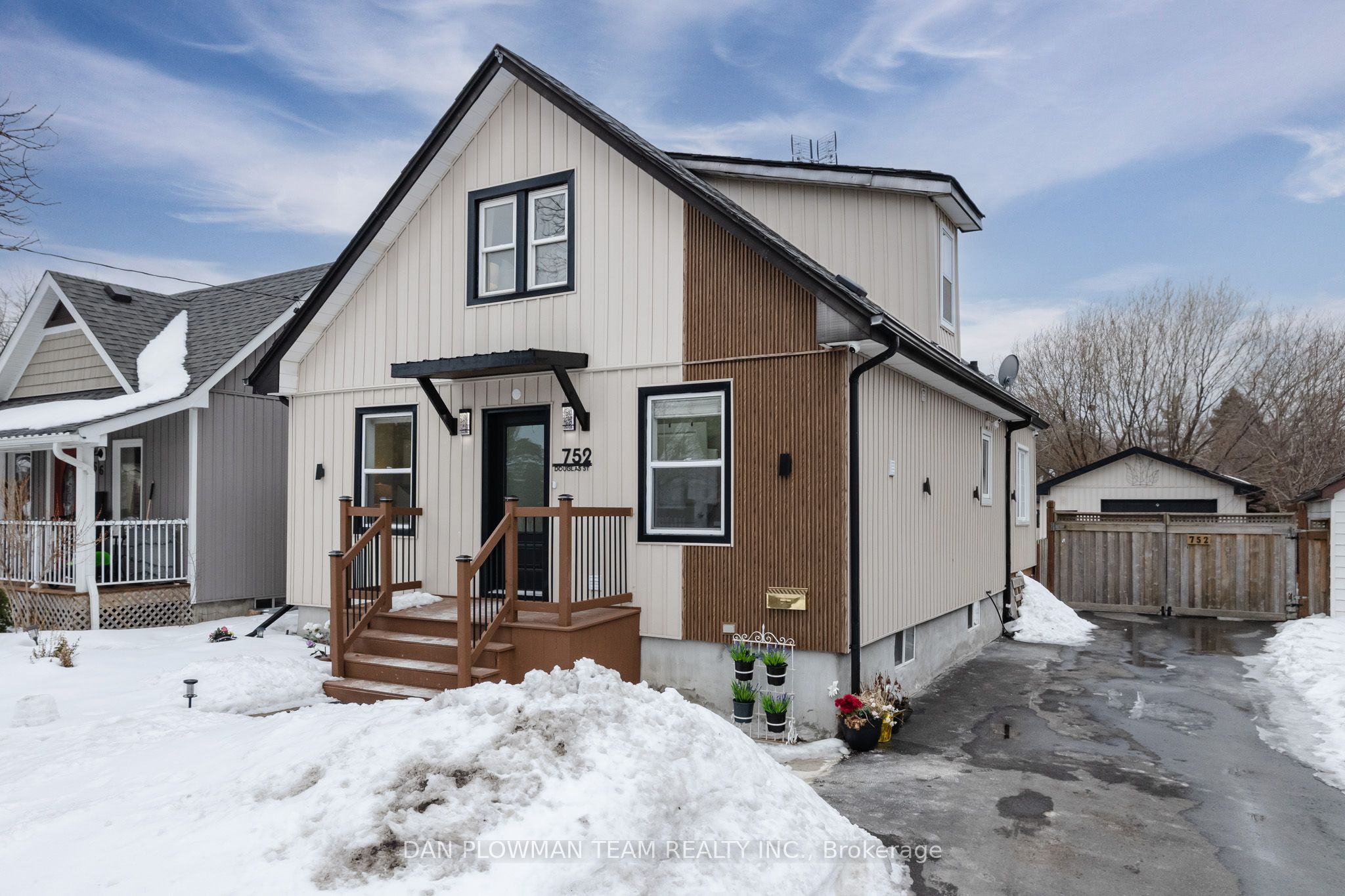 752 Douglas Street, Oshawa, ON, L1H 5C7