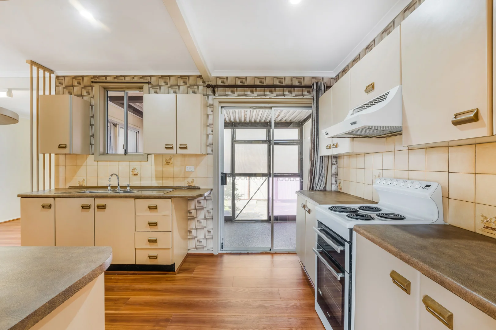 Additional image 8 of 8 & 8a Clingan Avenue, Lurnea NSW 2170