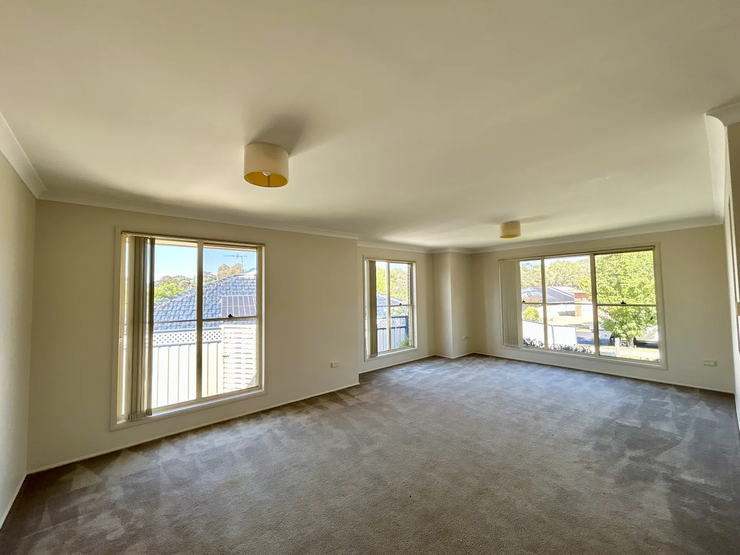 1 Hayden Place, Young NSW 2594 photo 2