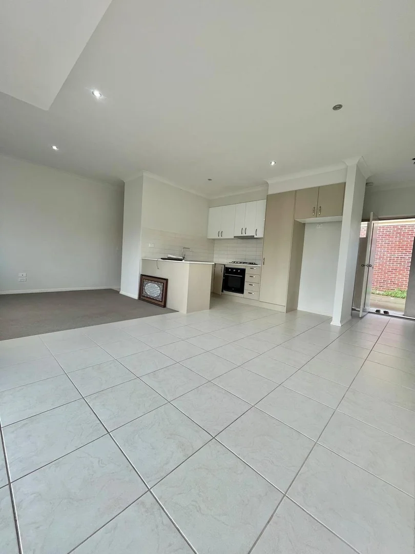 Additional image 7 of 2/98 Princes Highway, Norlane VIC 3214