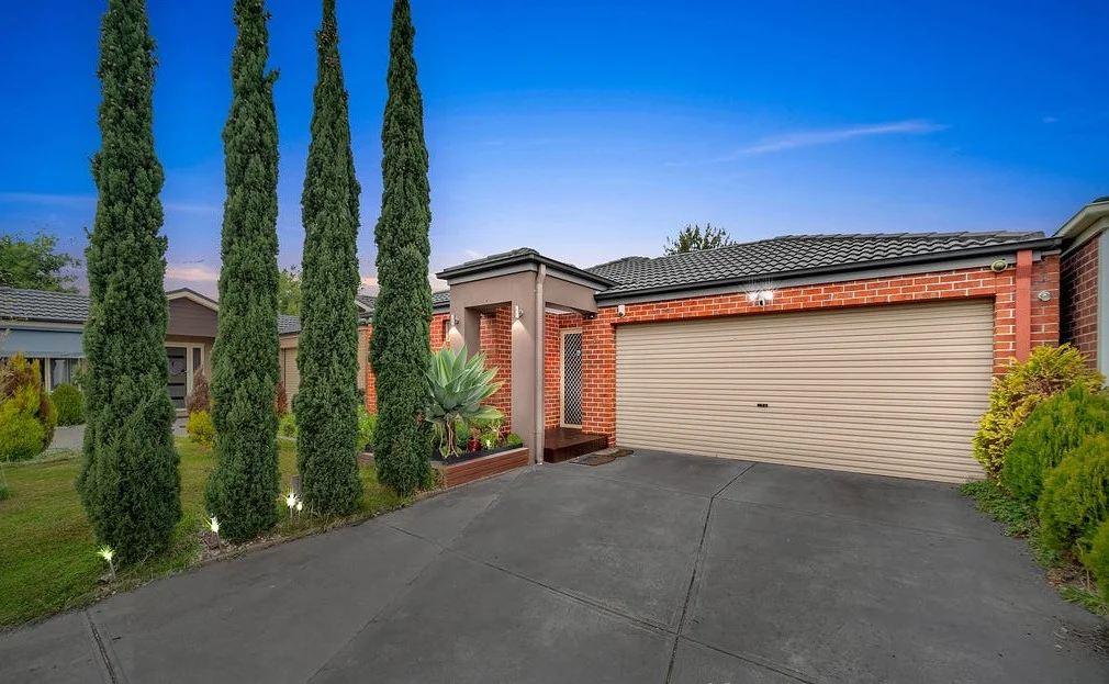 49 Banfield Place, Lyndhurst VIC 3975