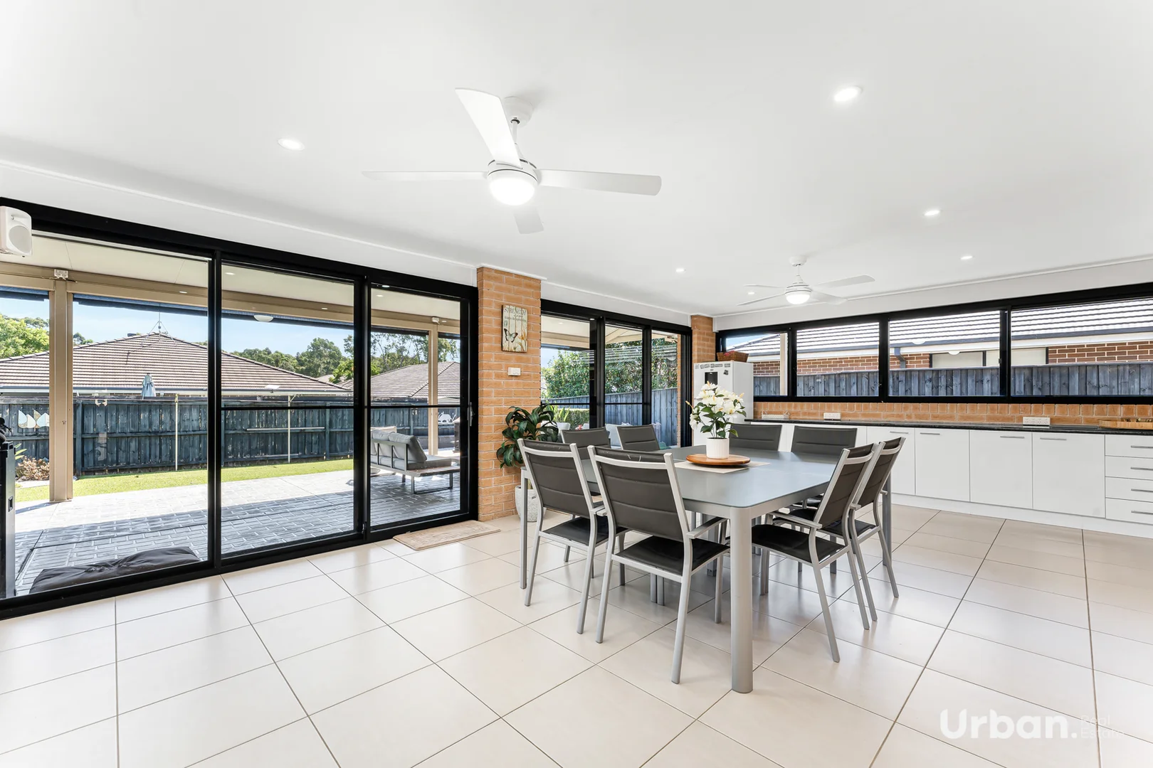 9 Shearer Place, Colebee NSW 2761 photo 4