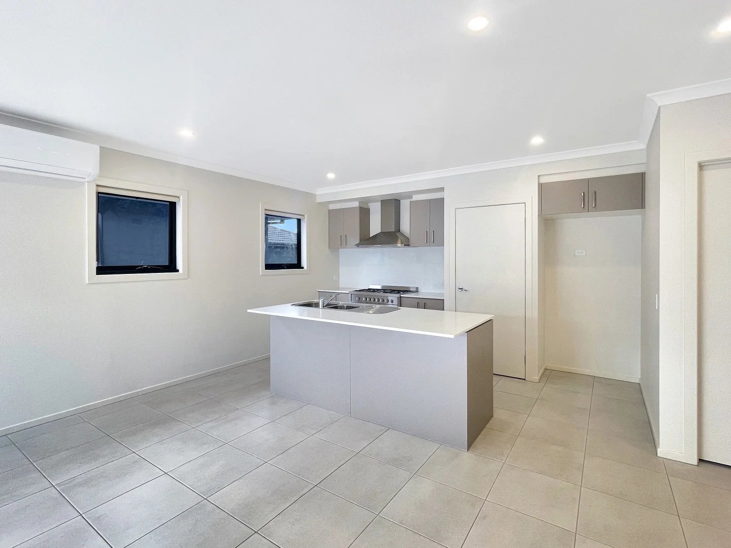Additional image 5 of 18 Midnight Circuit, South Morang VIC 3752