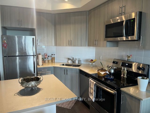 404-560 North Service Road, Grimsby, ON, L3M 0G3 photo 5