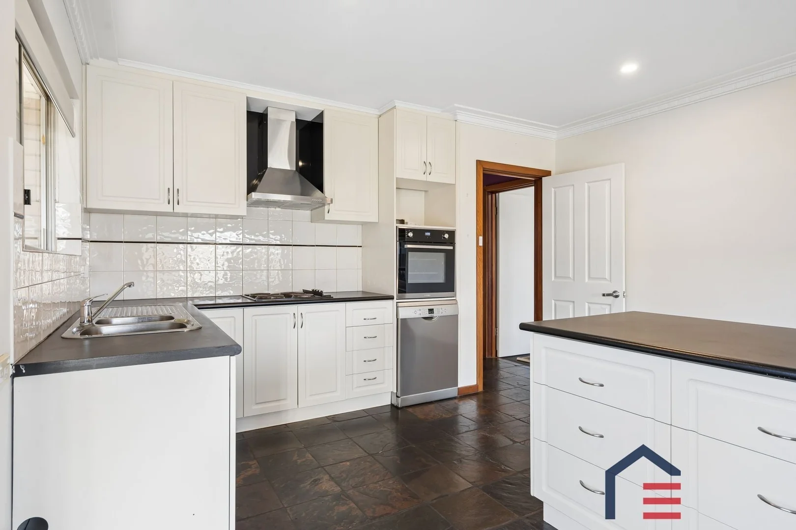 Additional image 2 of 11 Ashington St, Dianella WA 6059