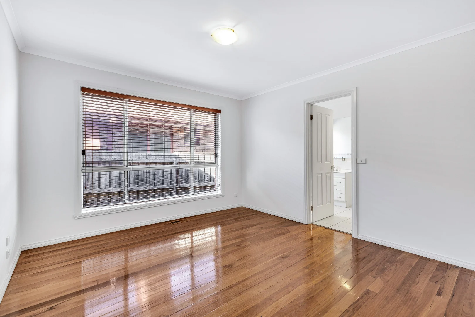 Additional image 4 of 2/17 Pickworth Drive, Mill Park VIC 3082