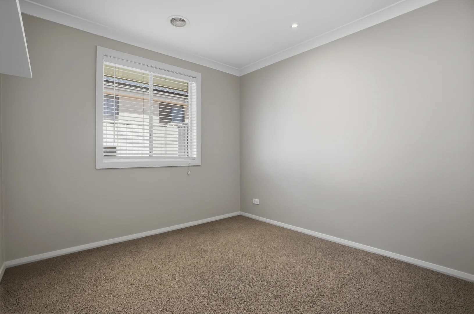 Additional image 13 of 30 George Weily Place, Orange NSW 2800