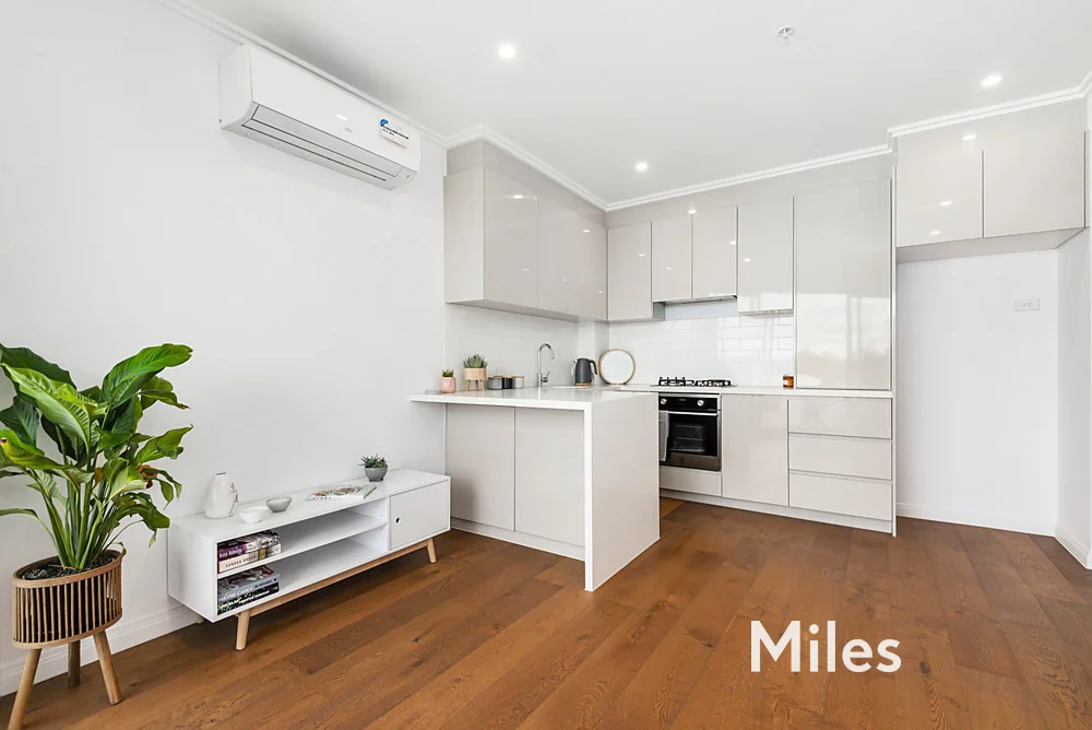 Additional image 2 of 301/105 Upper Heidelberg Road, Ivanhoe VIC 3079