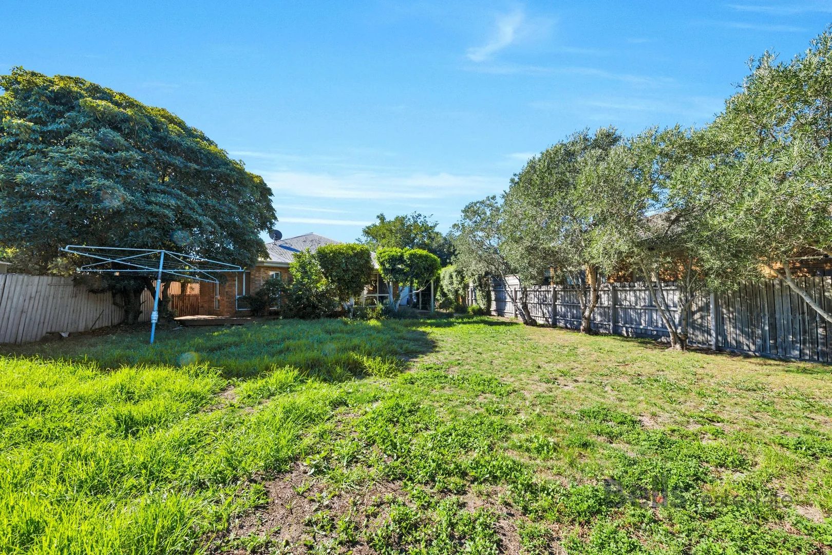 Additional image 16 of 13 Lorinda Close, Sydenham VIC 3037