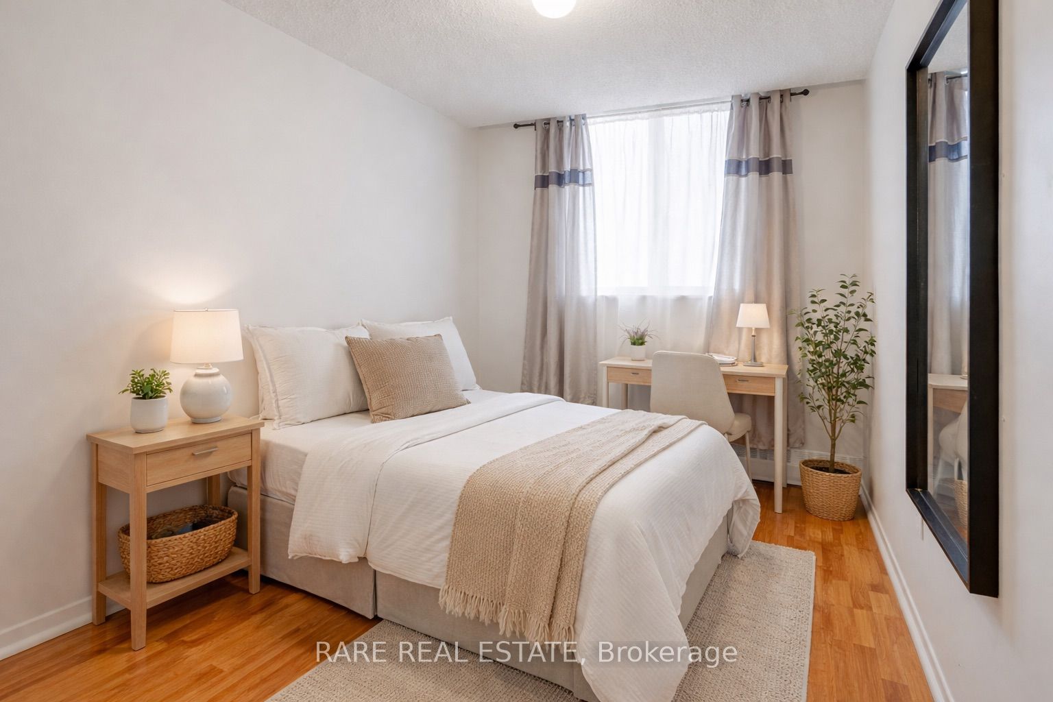 1210-50 Lotherton Pathway, Toronto, ON, M6B 2G7 photo 4