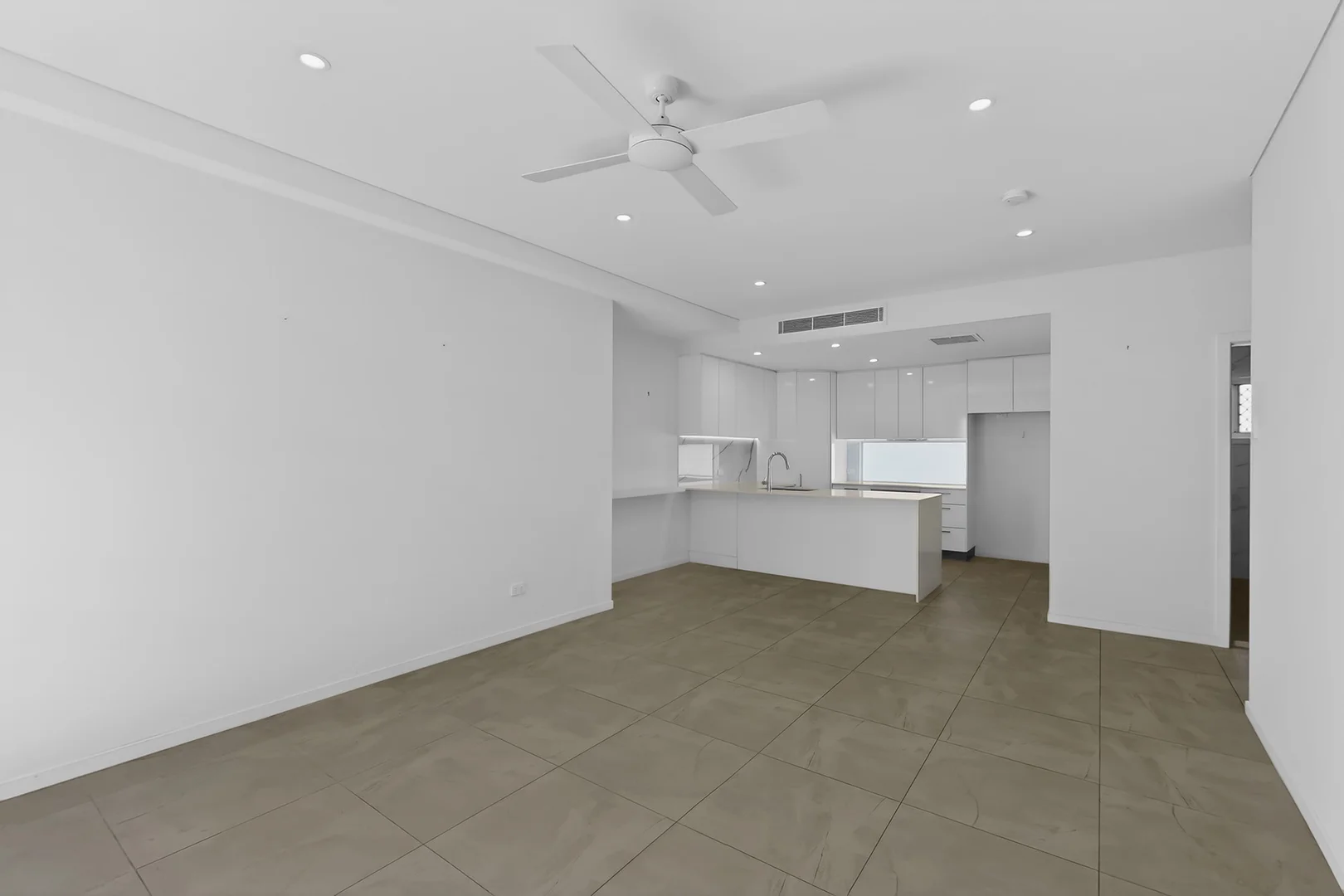 Additional image 3 of 2/56 Morris Street, Wooloowin QLD 4030