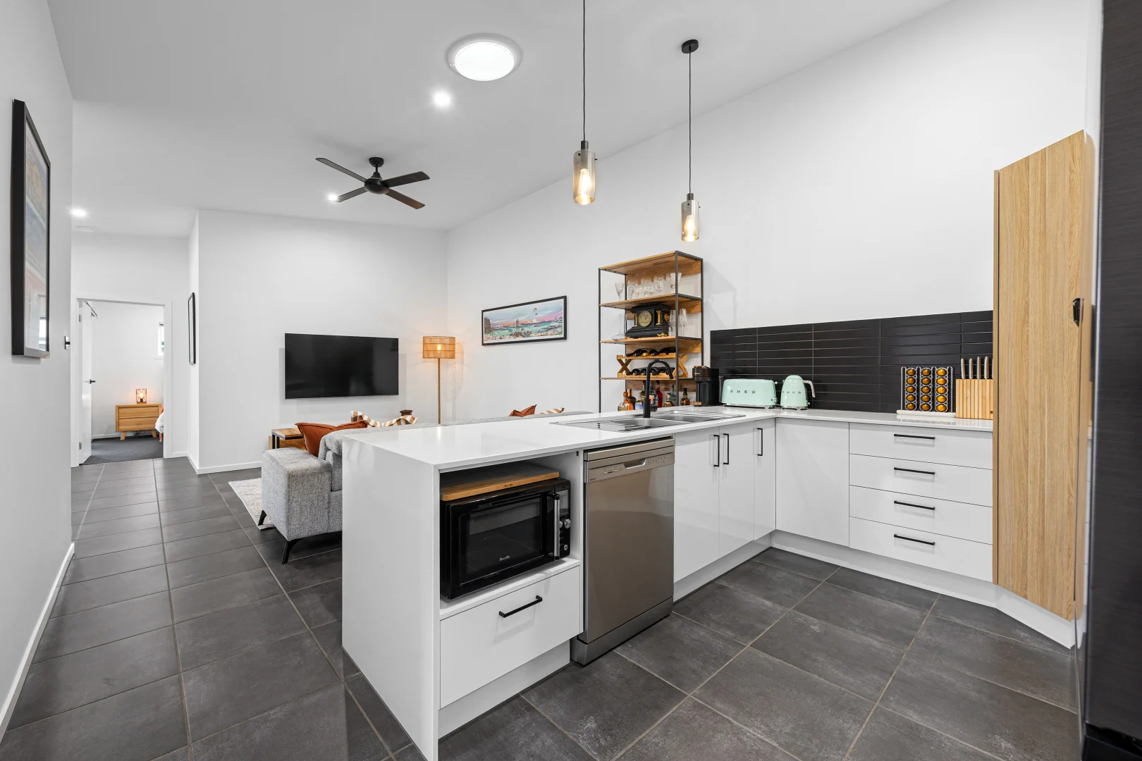 Additional image 2 of 1/11 Goadsby Street, Cameron Park NSW 2285