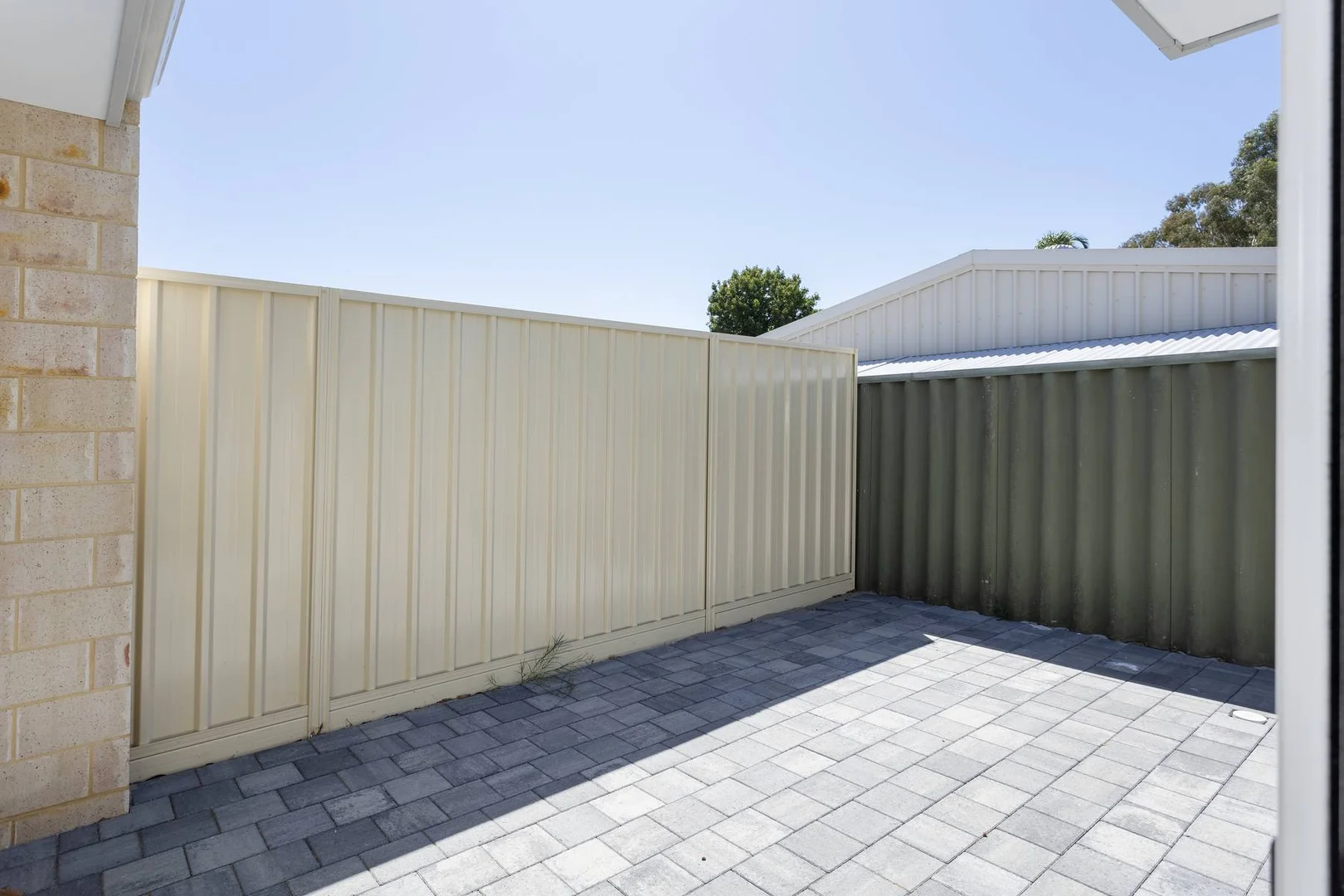 Additional image 15 of A/4 Woodleigh Gardens, Ballajura WA 6066