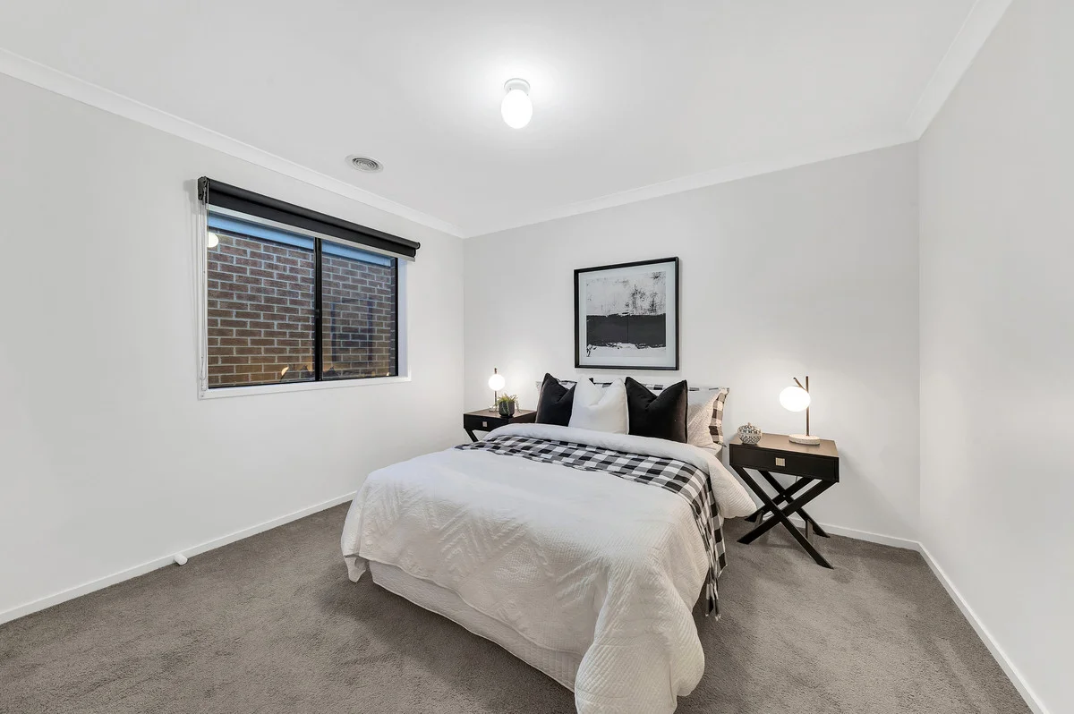 Additional image 16 of 5 Beauchamp Way, Cranbourne East VIC 3977