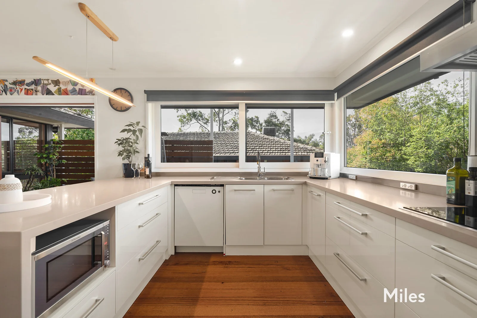 Additional image 4 of 27 McAuley Drive, Rosanna VIC 3084