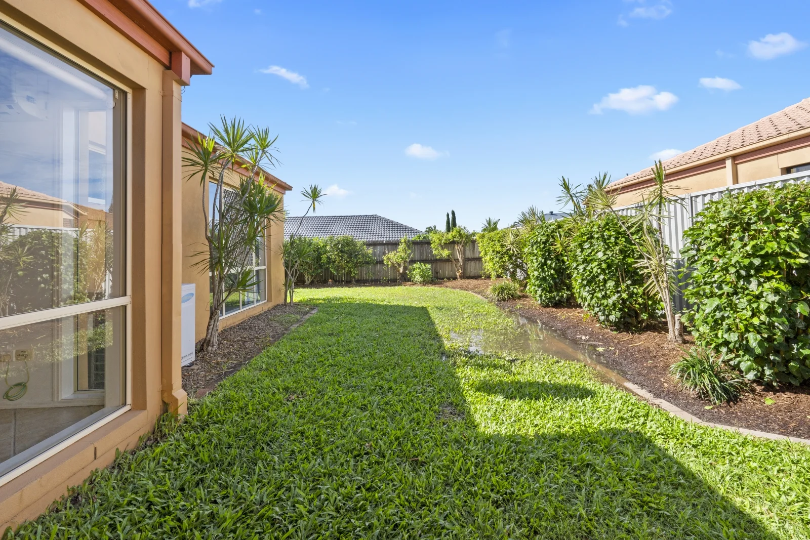 Additional image 12 of 4 Oakridge Place, Molendinar QLD 4214