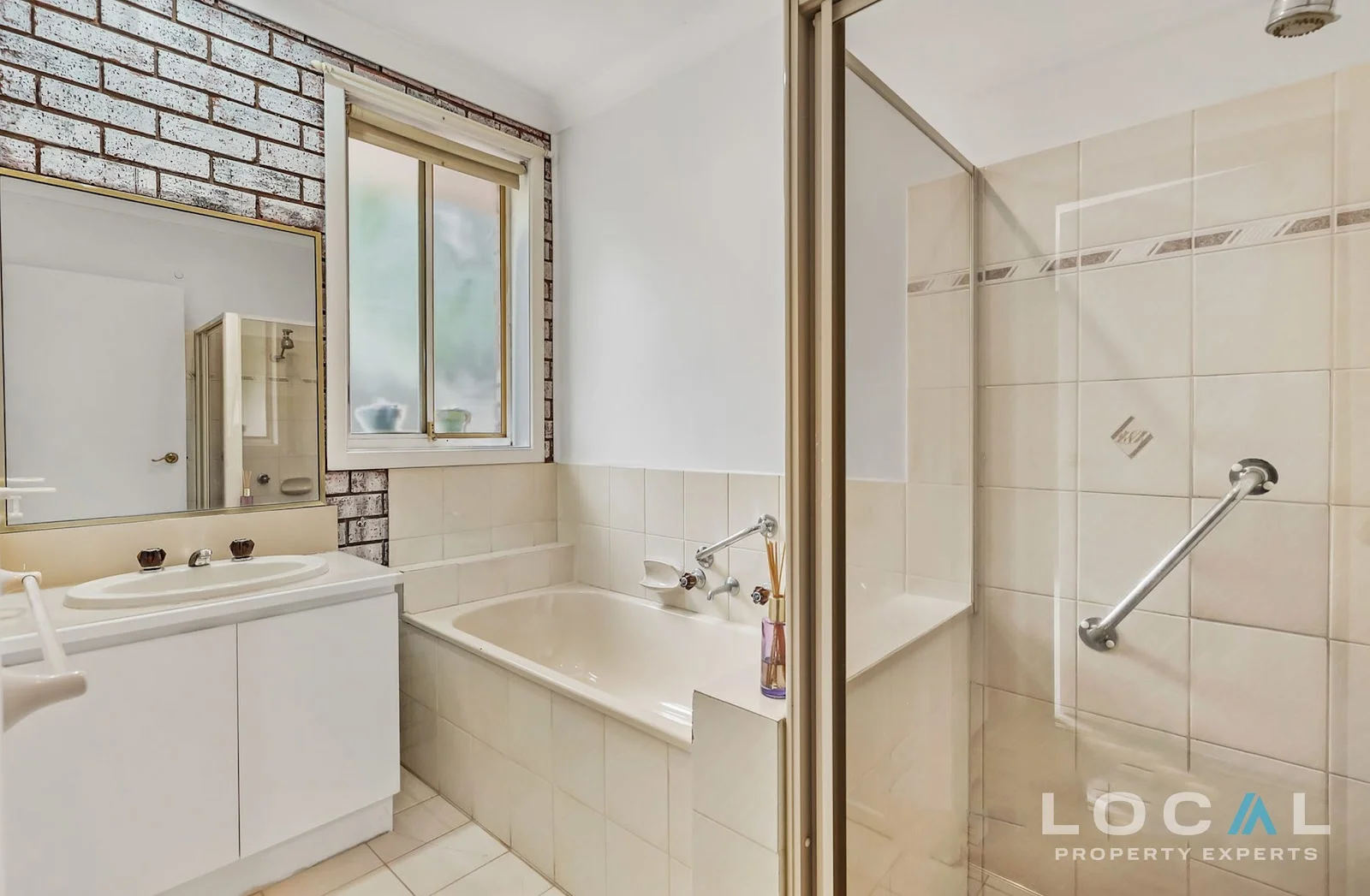 Additional image 11 of 3/227 Greaves Street North, Werribee VIC 3030