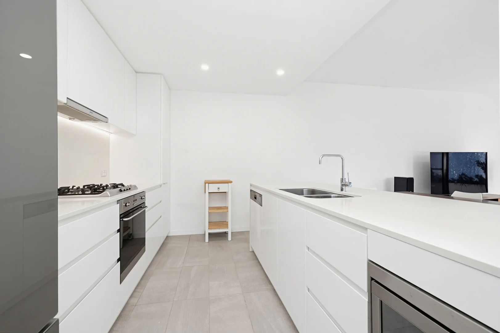 Additional image 3 of 2010/50 Pemberton Street, Botany NSW 2019