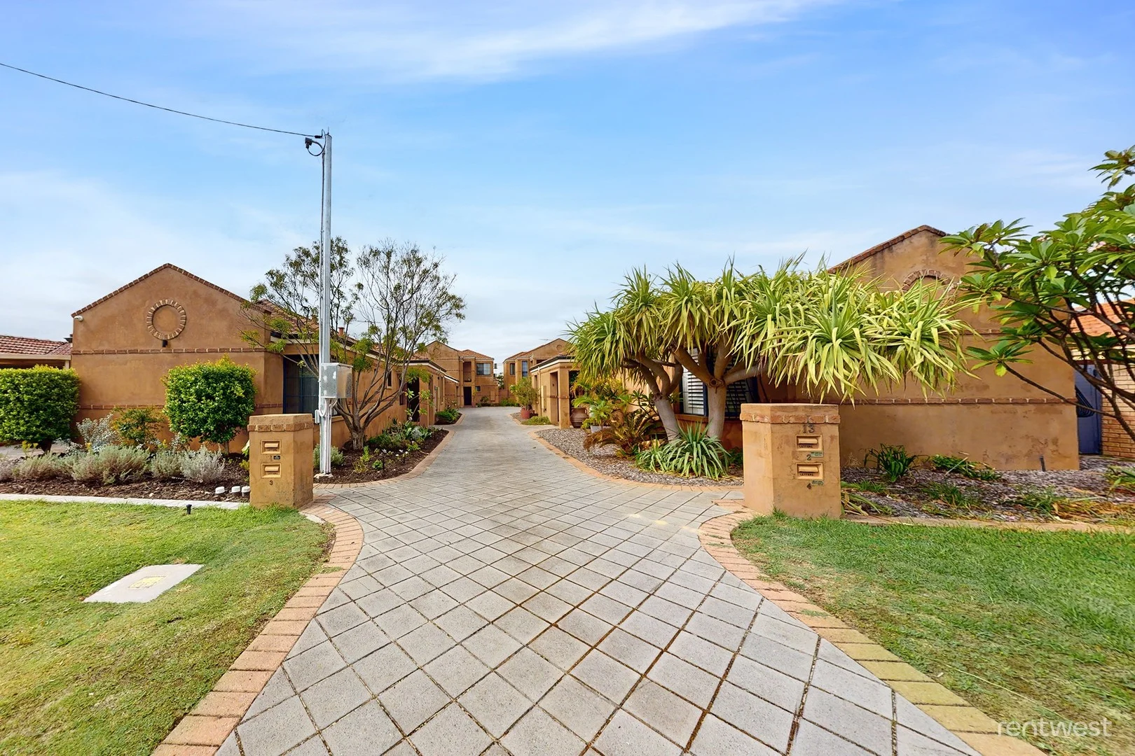 1/13 Yarruk St, Yokine WA 6060