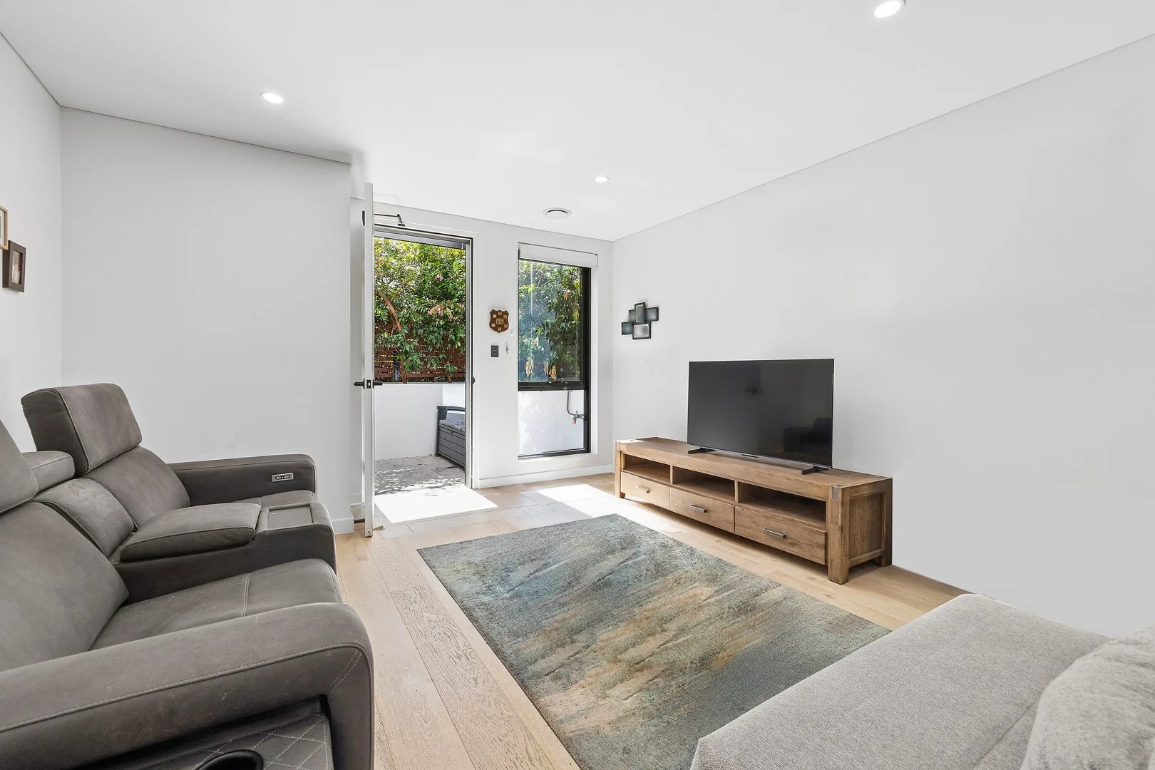 Additional image 2 of 1/5 Myrtle Street, Botany NSW 2019