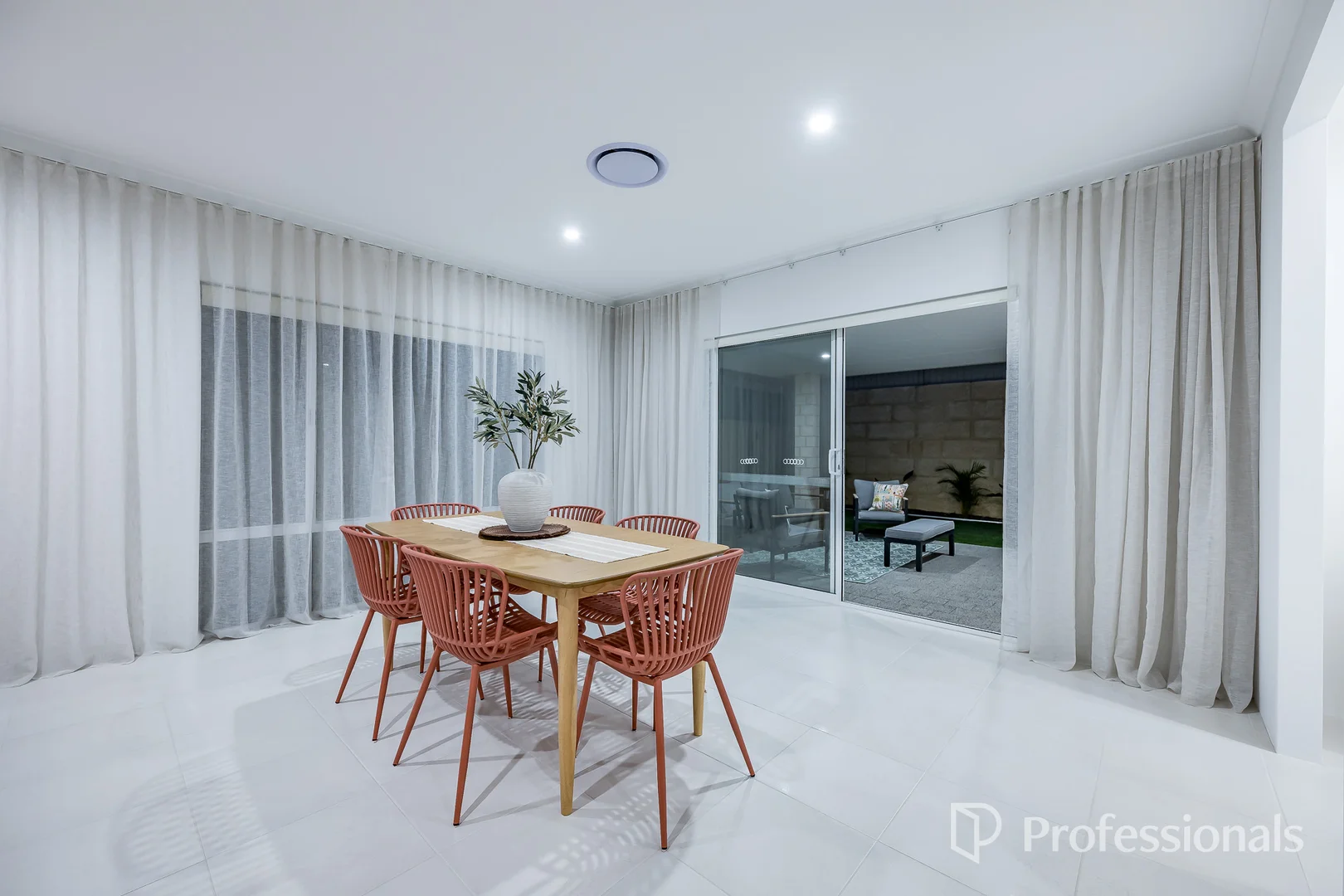 Additional image 20 of 10 Kiama View, Alkimos WA 6038
