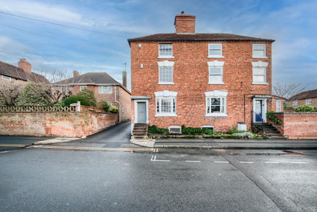 Parkfield Road, Coleshill, B46 3LD