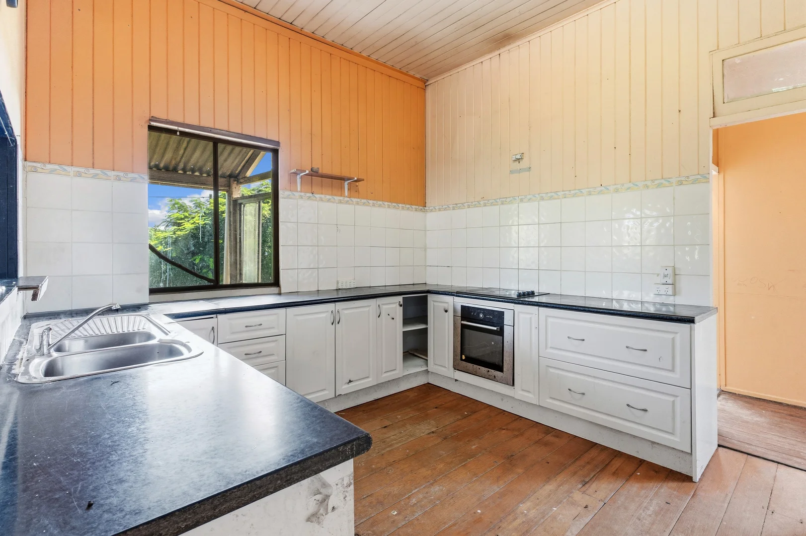 Additional image 3 of 58 Park Street, Park Avenue QLD 4701